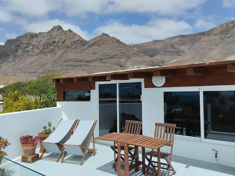 360 View To Ocean And Cliffs Apartment Famara