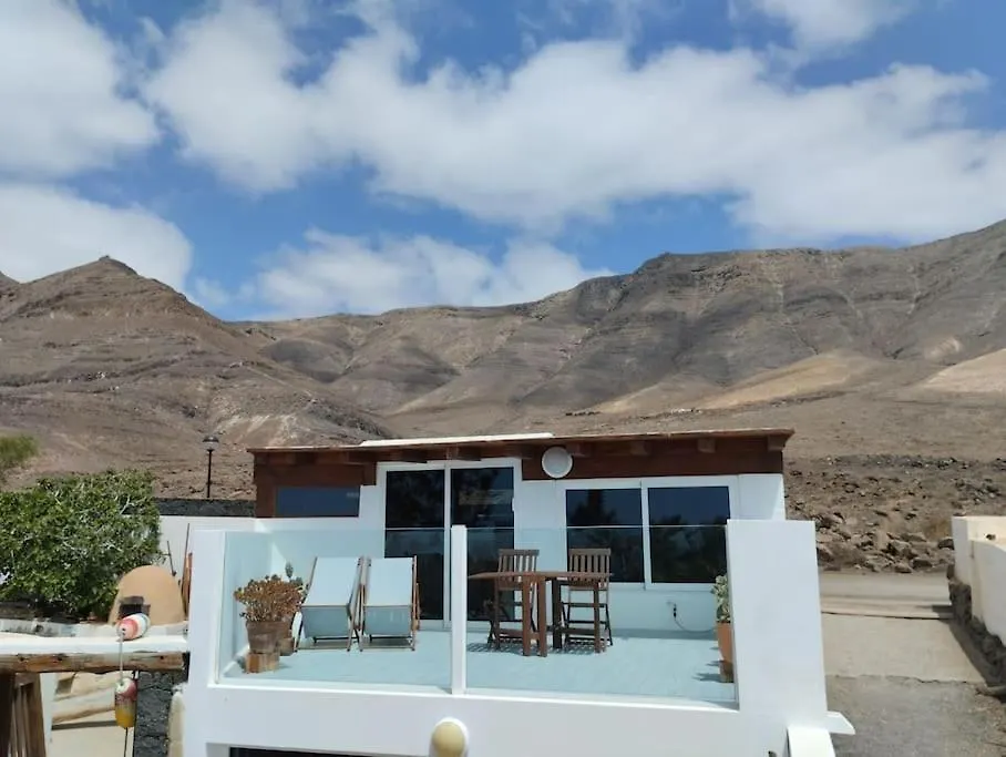 360 View To Ocean And Cliffs Apartment Famara