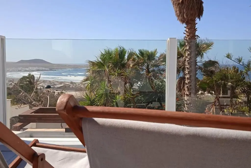 360 View To Ocean And Cliffs Apartment Famara