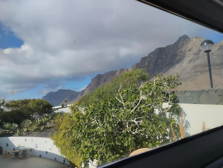 360 View To Ocean And Cliffs Apartment Famara